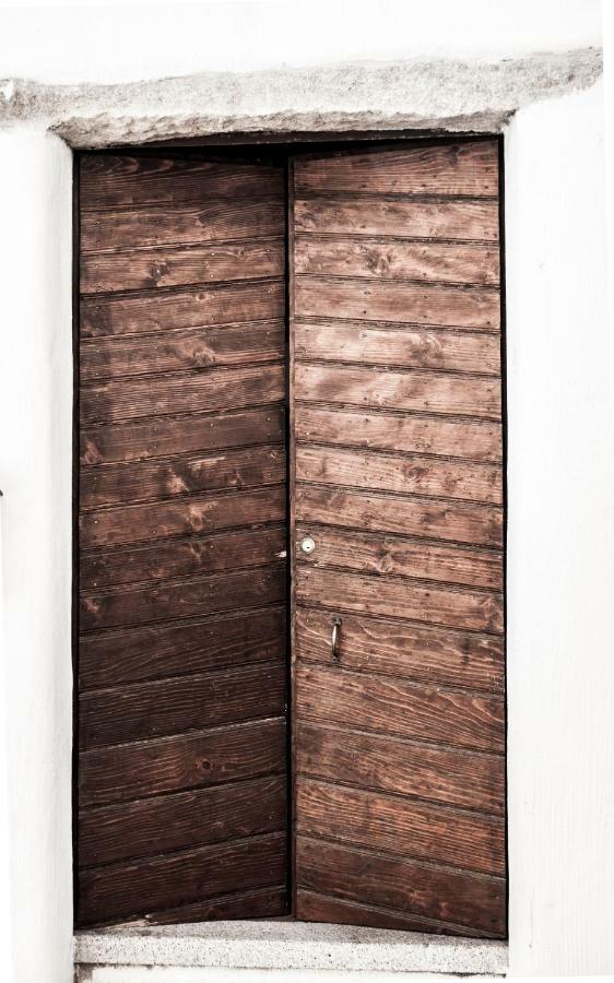 La Corte Di Grazia_Iun P2039/40 ヌーオロ エクステリア 写真