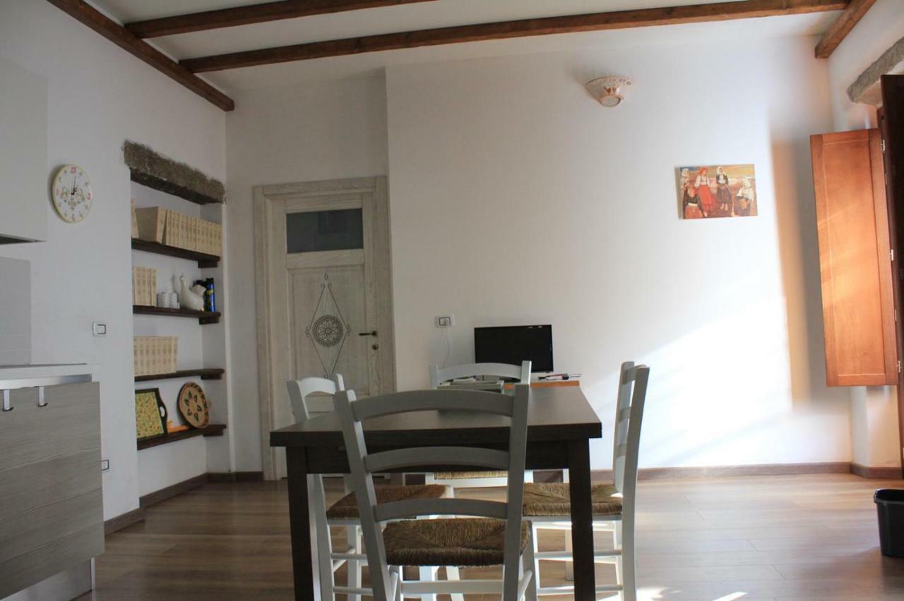 La Corte Di Grazia_Iun P2039/40 ヌーオロ エクステリア 写真